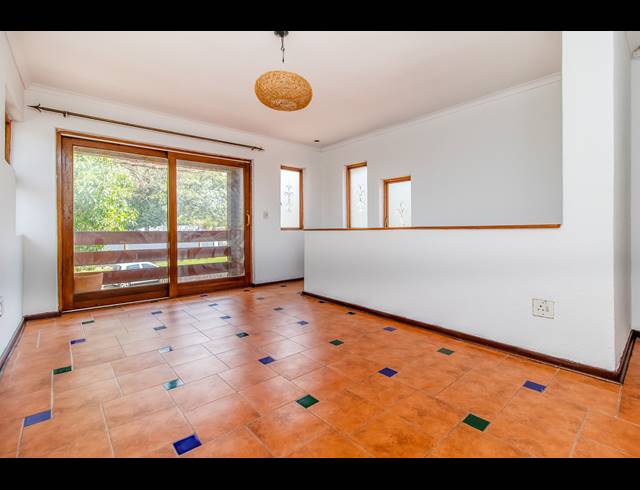 4 BEDROOM FREEHOLD FOR SALE IN WELTEVREDEN PARK
